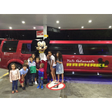 aluguel de limousine para festa infantil com personagem Itupeva